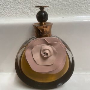 Valentino perfume